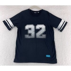 Undefeated Black Grade A Football T-Shirt Mens Short Sleeve Crew Neck Size Large